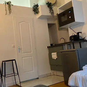 Canal Saint Martin Apartment Paris